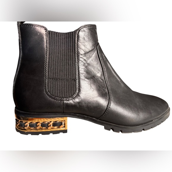 Simone Chain-Trim Leather Chelsea Boots size 7 - Picture 3 of 4
